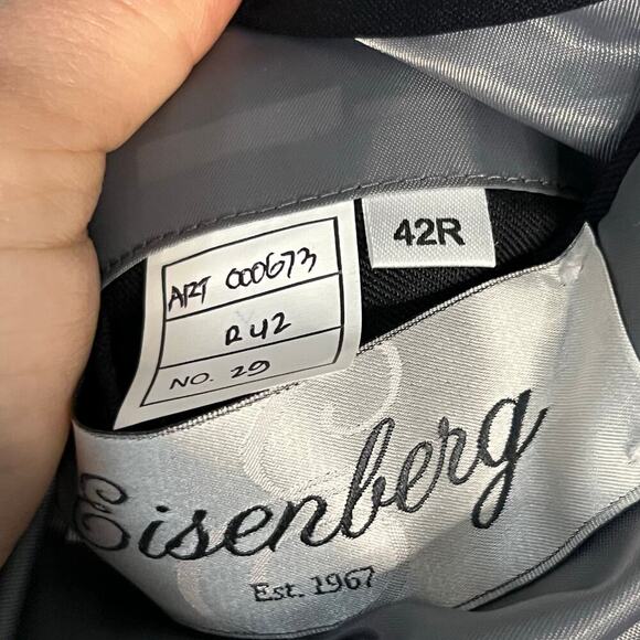 Eisenberg Navy Blue Blazer Men’s 42R Classic Fit Gold Crest Buttons Lined Sport - Picture 5 of 5